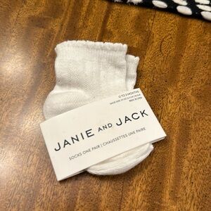 JANIE and JACK baby SOCKS